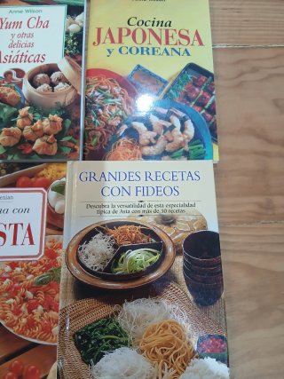 Conjunto 7 libros cocina y 1 cocteles