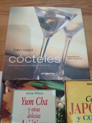 Conjunto 7 libros cocina y 1 cocteles