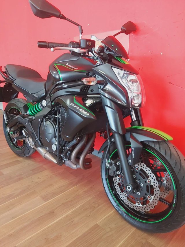 Kawasaki ER-6N limitada A2