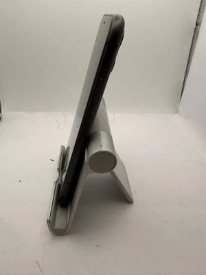 iPhone 11 Apple