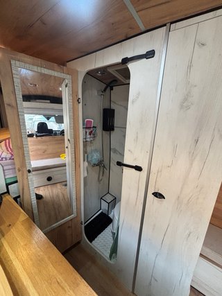 Furgoneta Camperizada Ford transit