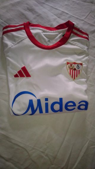 Camiseta Adidas Blanca diferentes tallas