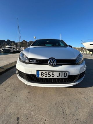 Volkswagen Mk6 2010
