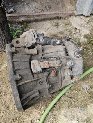 Caja de cambios Renault Trafic 2 1.9 dCi 6v