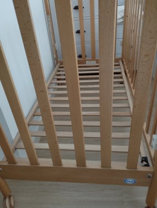 Cuna de madera de Prenatal