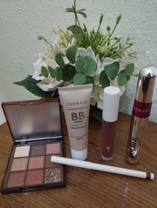 Pack Maquillaje Farmasi Tonos Marrón y Dorado