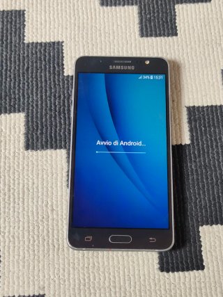Cellulare Samsung Galaxy J5 (2016)