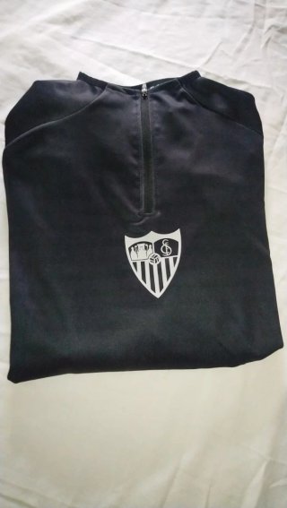 Camiseta Adidas Media Cremallera, diferentes talla