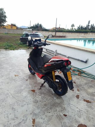 Moto Scooter Aprilia sr