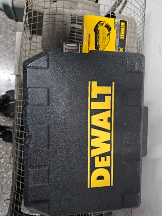 Nivel Láser Dewalt DCLE34031 18V
