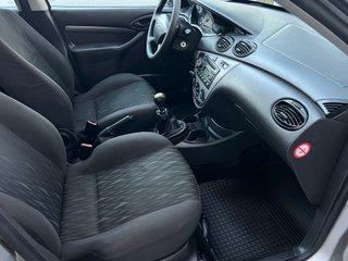 Ford Focus 1.8TDCI 90cv 5puertas 2002