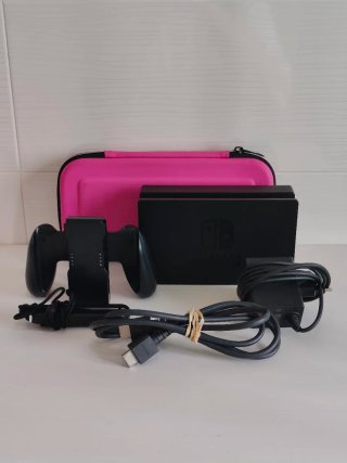 Nintendo Switch con Accesorios y Funda