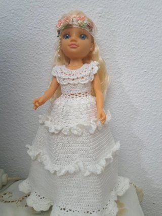 Muñeca de Comunión Vestido Blanco Crochet.(NANCY)