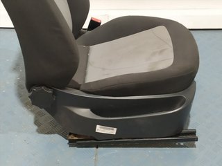 ASIENTO DELANTERO DERECHO SEAT IBIZA BERLINA (6J5