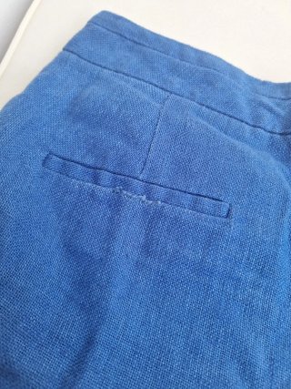 Pantalones cortos azul eléctrico