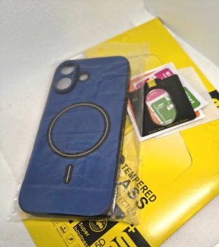 Cover Iphone 17  Magsafe + 3 Pellicole