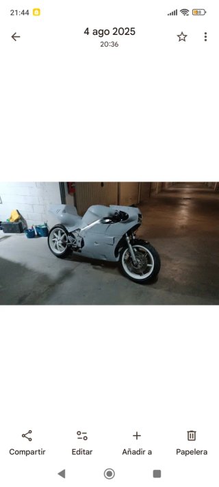 Honda VFR 750 de circuito