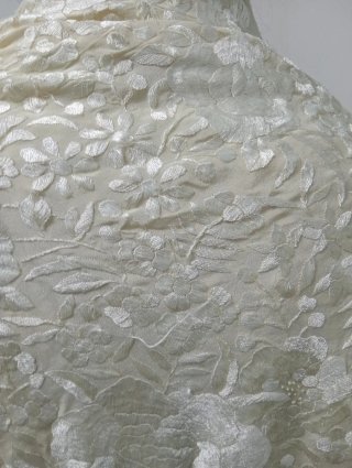 Mantón de Manila Seda Bordado Flores