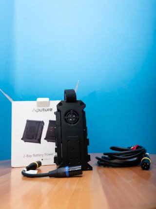 Aputure 2-Bay Battery Power Station