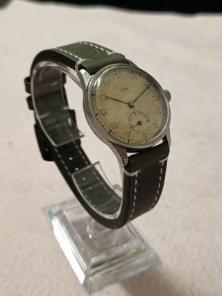 Universal Geneve anni '40 32mm