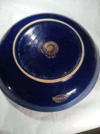 Plato decorativo azul con pavo real atawoos
