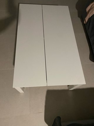 Mesa de comedor de madera blanca, se vende montada