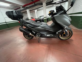 Yamaha TMAX 560