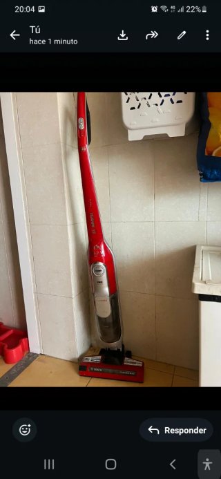 Aspiradora Bosch sin cable roja