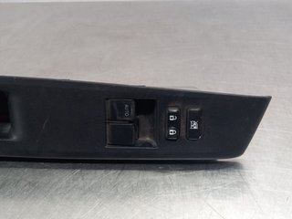 MANDO ELEVALUNAS DELANTERO IZQUIERDO TOYOTA YARIS