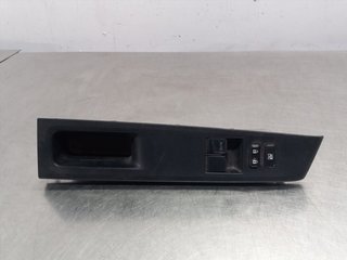 MANDO ELEVALUNAS DELANTERO IZQUIERDO TOYOTA YARIS
