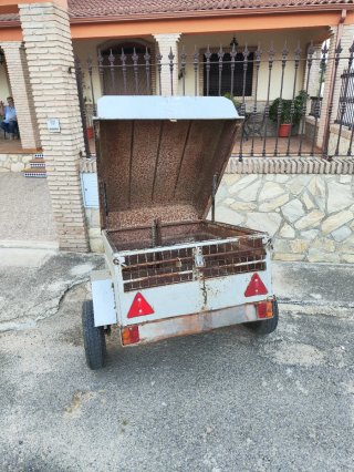 Remolque de transporte de animales.