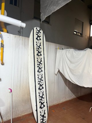 Tabla de surf de espuma con diseño floral