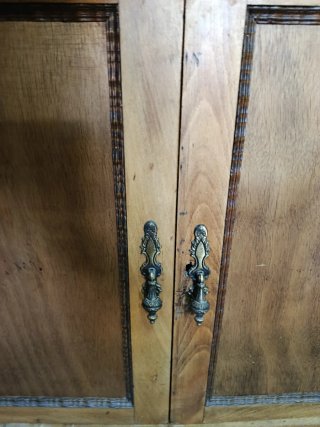 Mueble antiguo madera y mármol
