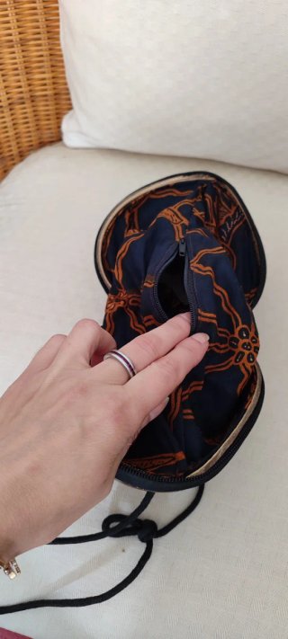 Bolso de coco con cremallera