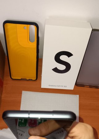 Samsung Galaxy S21 FE 5G como nuevo