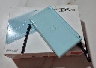 Nintendo DS Lite Azul con Accesorios