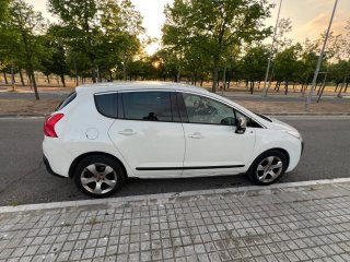 Peugeot 3008 2013