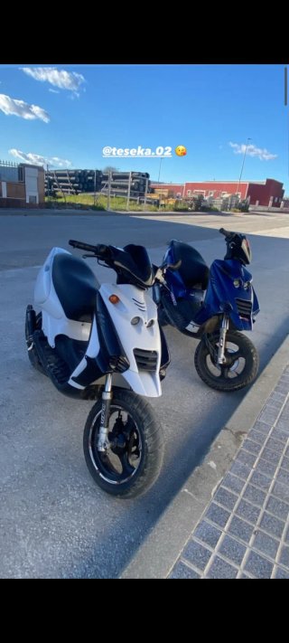 Beta Ark 2008 Scooter Azul