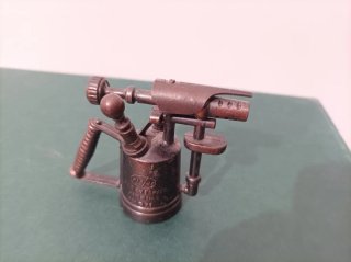 Miniaturas sacapuntas