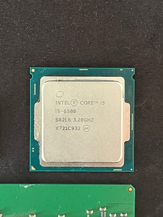 CPU i5-6500 + 16GB DDR4 + SSD 256GB