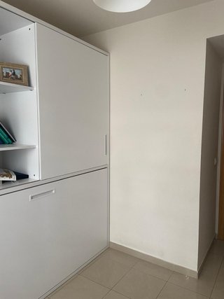 Mueble compacto dormitorio con cama abatible