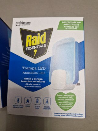 Raid Trampa LED Insectos Voladores