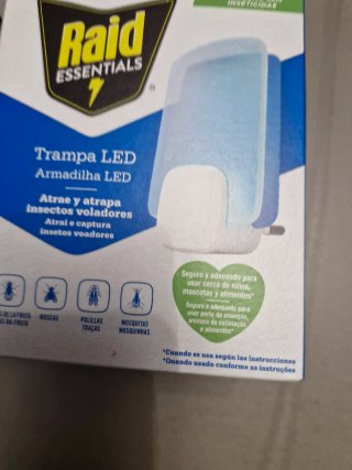 Raid Trampa LED Insectos Voladores