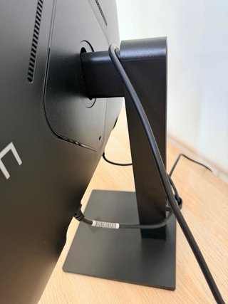 Monitor OMEN HP, 27 pulgadas QHD 165Hz como nueva