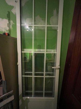 Ventana de aluminio con cristal SIN marcos