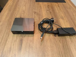 Intel NUC Celeron N5105 Mini PC Negro