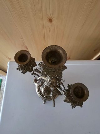 Candelabro antiguo figura niño bronce