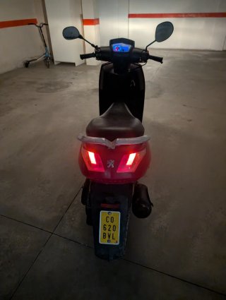 Peugeot Vivacity 49cc 2011