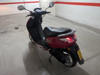 Peugeot Vivacity 49cc 2011