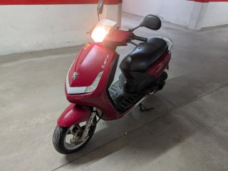 Peugeot Vivacity 49cc 2011